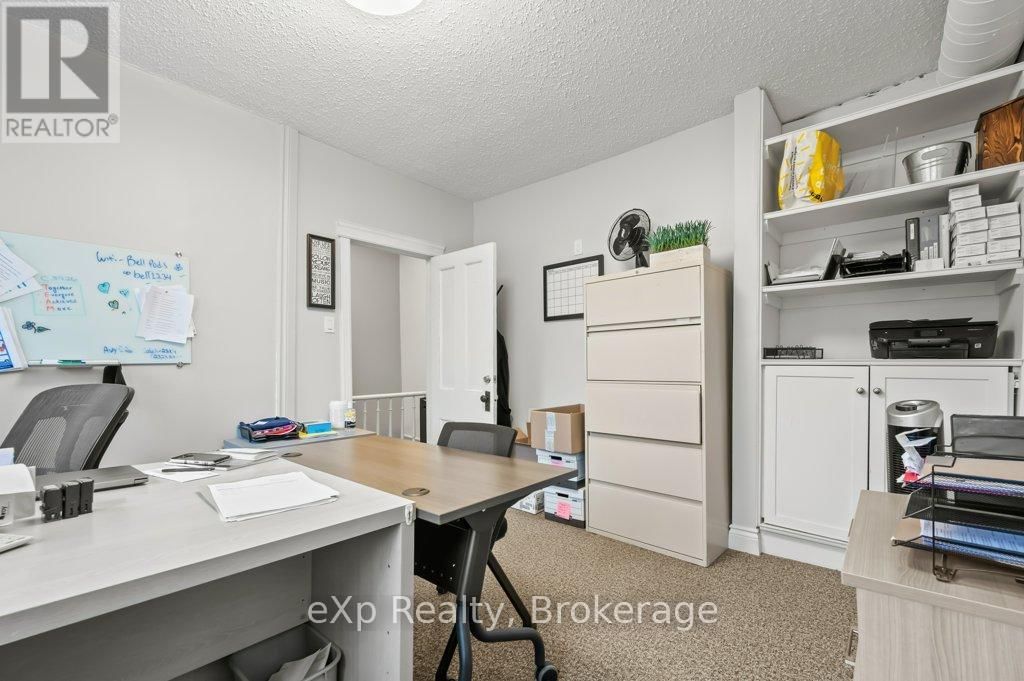 7 WATERLOO AVENUE Image 26