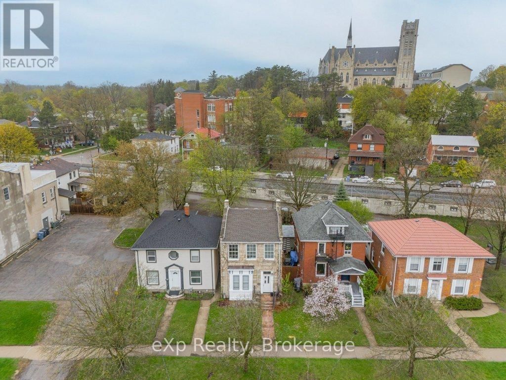 7 WATERLOO AVENUE Image 43