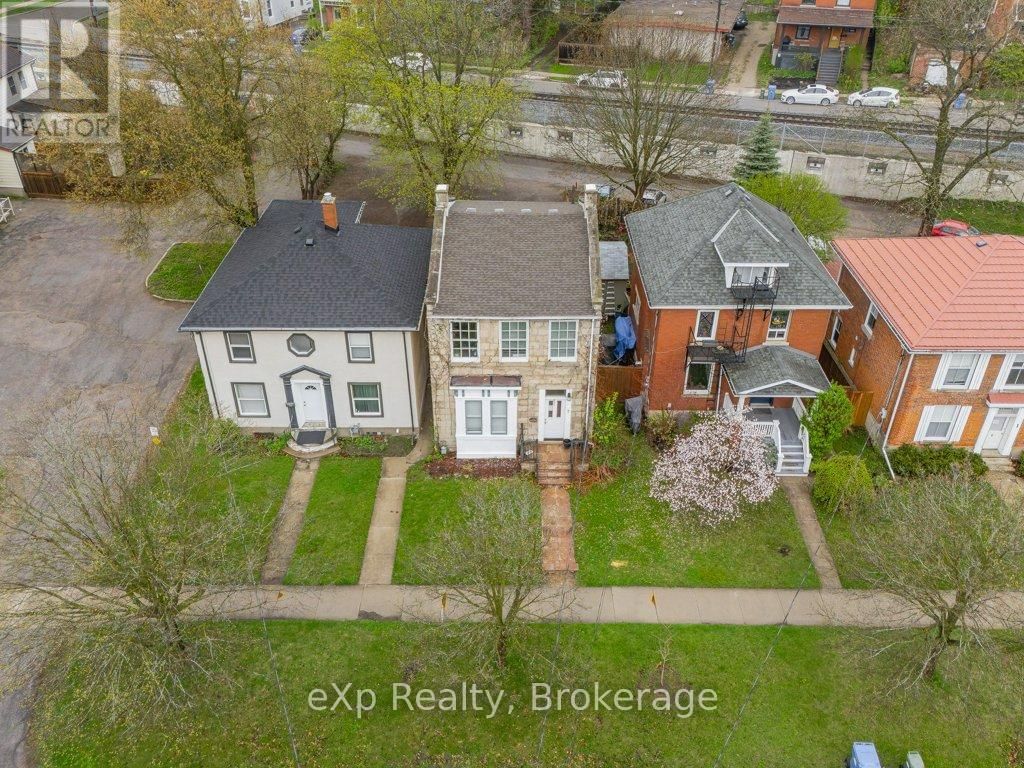 7 WATERLOO AVENUE Image 44
