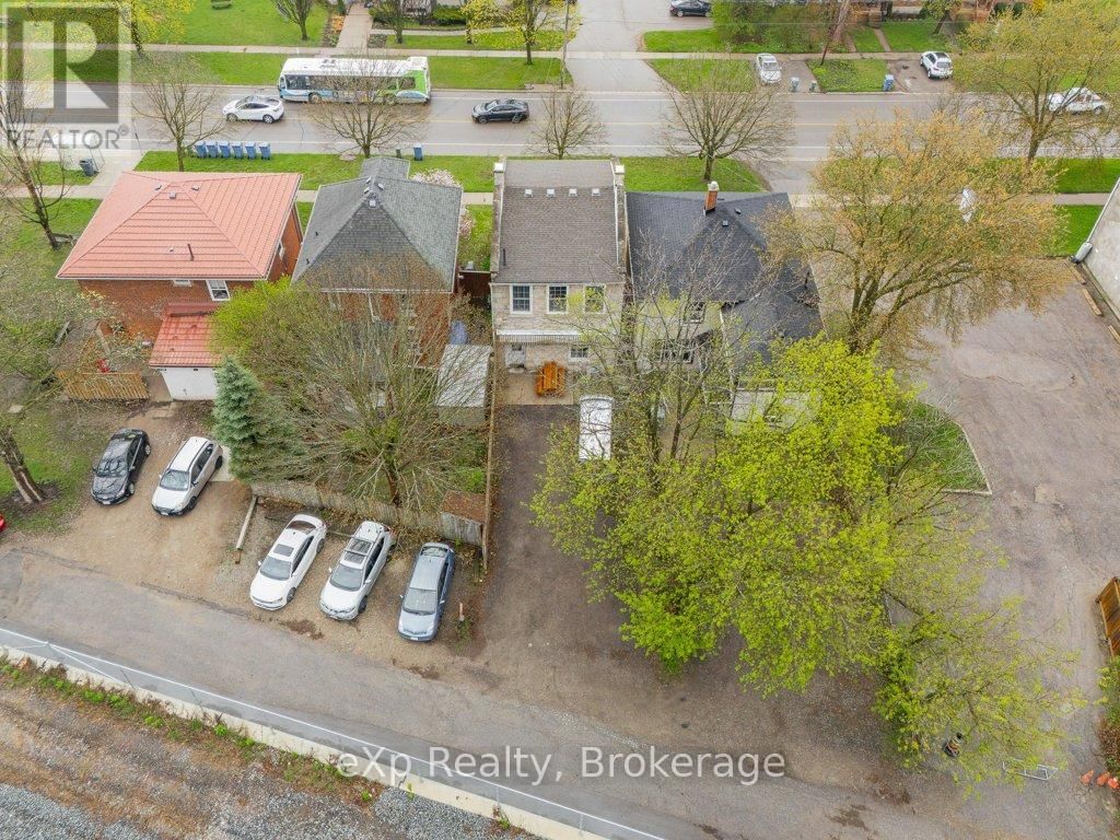 7 WATERLOO AVENUE Image 45