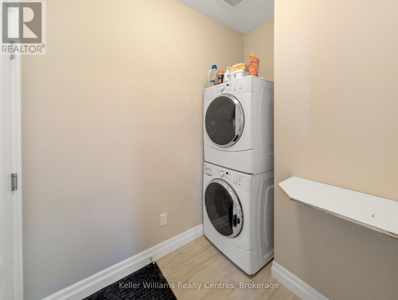 443 MARY ROSE AVENUE Image 12