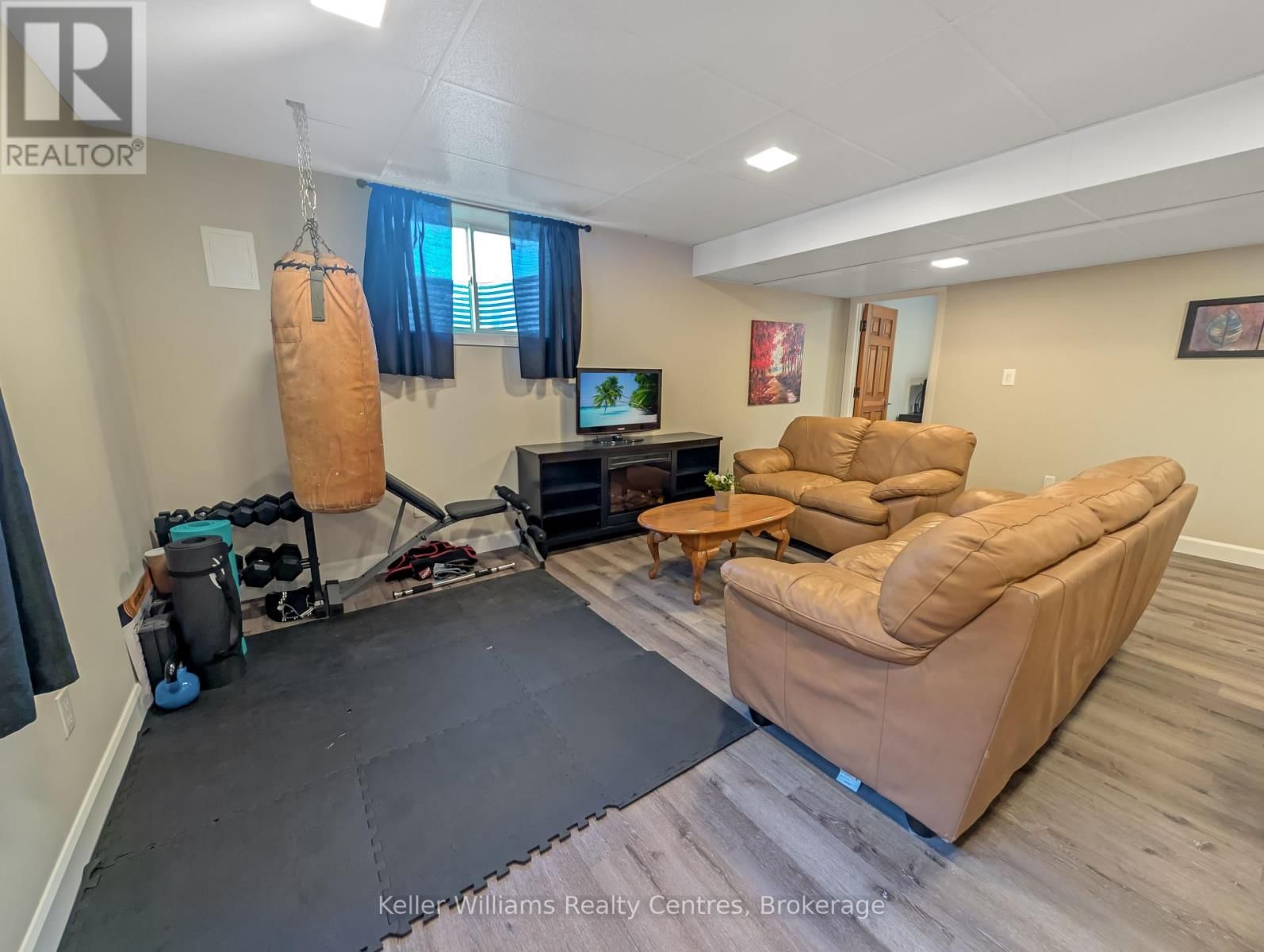 443 MARY ROSE AVENUE Image 28