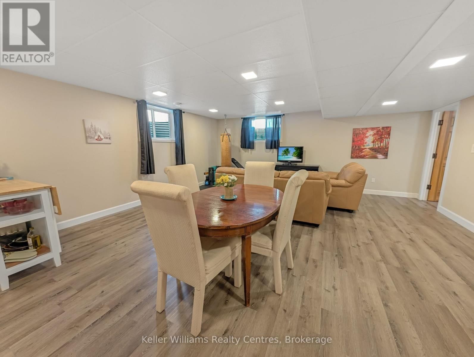 443 MARY ROSE AVENUE Image 29