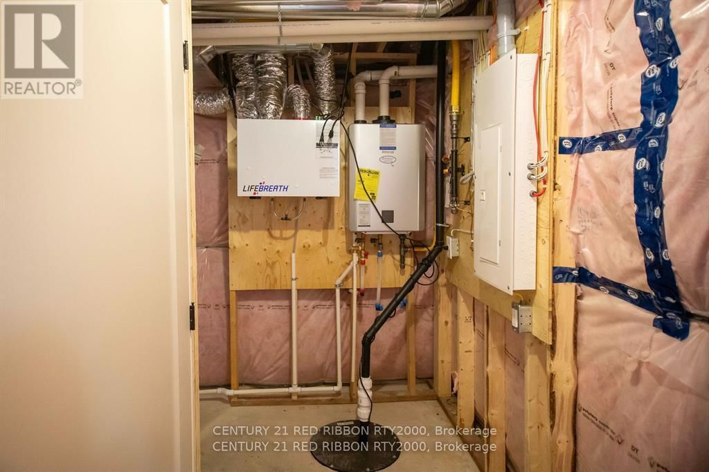 6 - 430 HEAD STREET NORTH Image 31