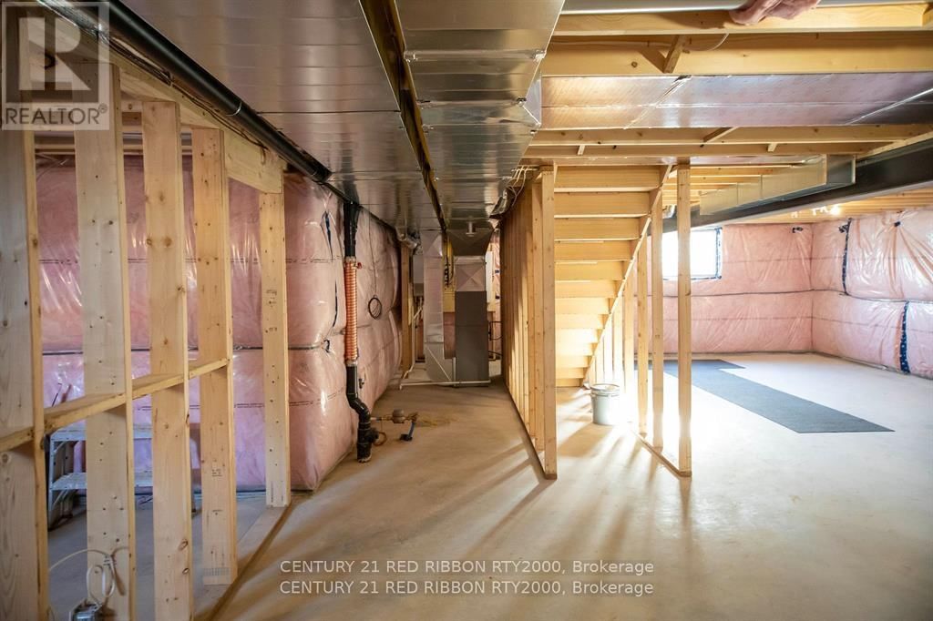 6 - 430 HEAD STREET NORTH Image 35