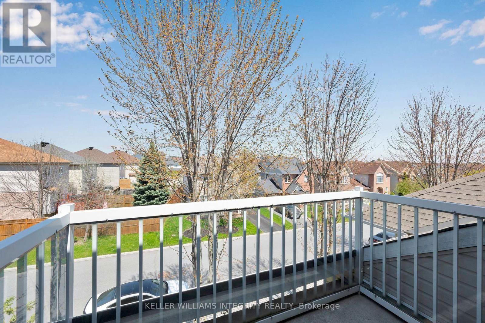 B - 10 DAYBREAK STREET Image 35