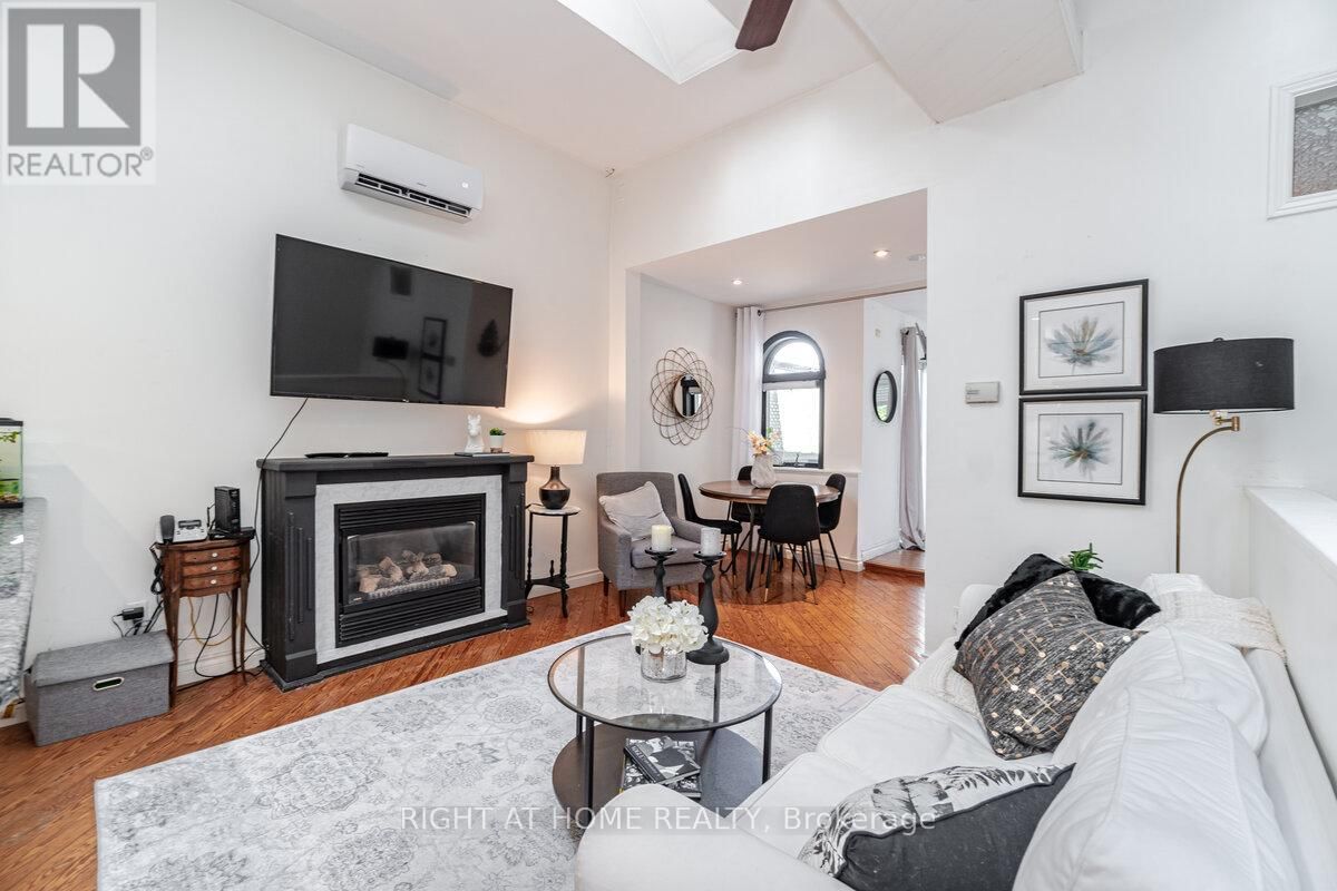 62 FLORENCE STREET Image 11