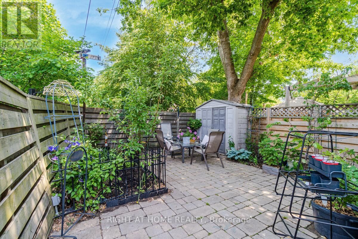 62 FLORENCE STREET Image 24