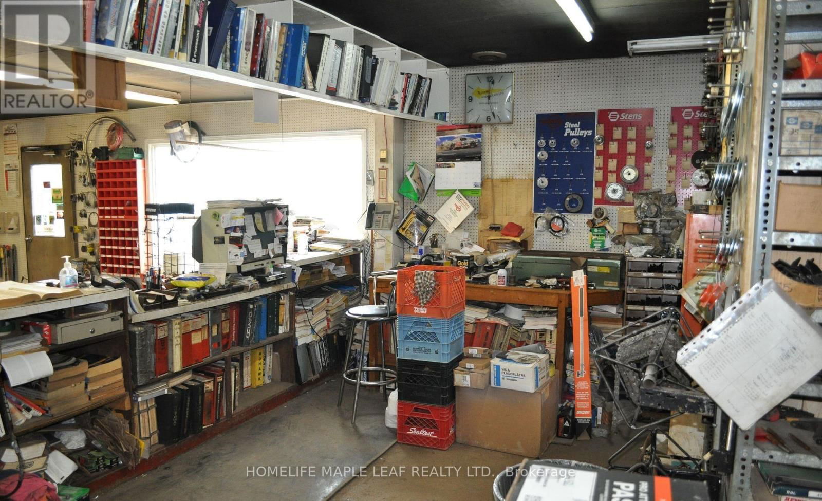 5919 KING ST (HWY 542) Image 12