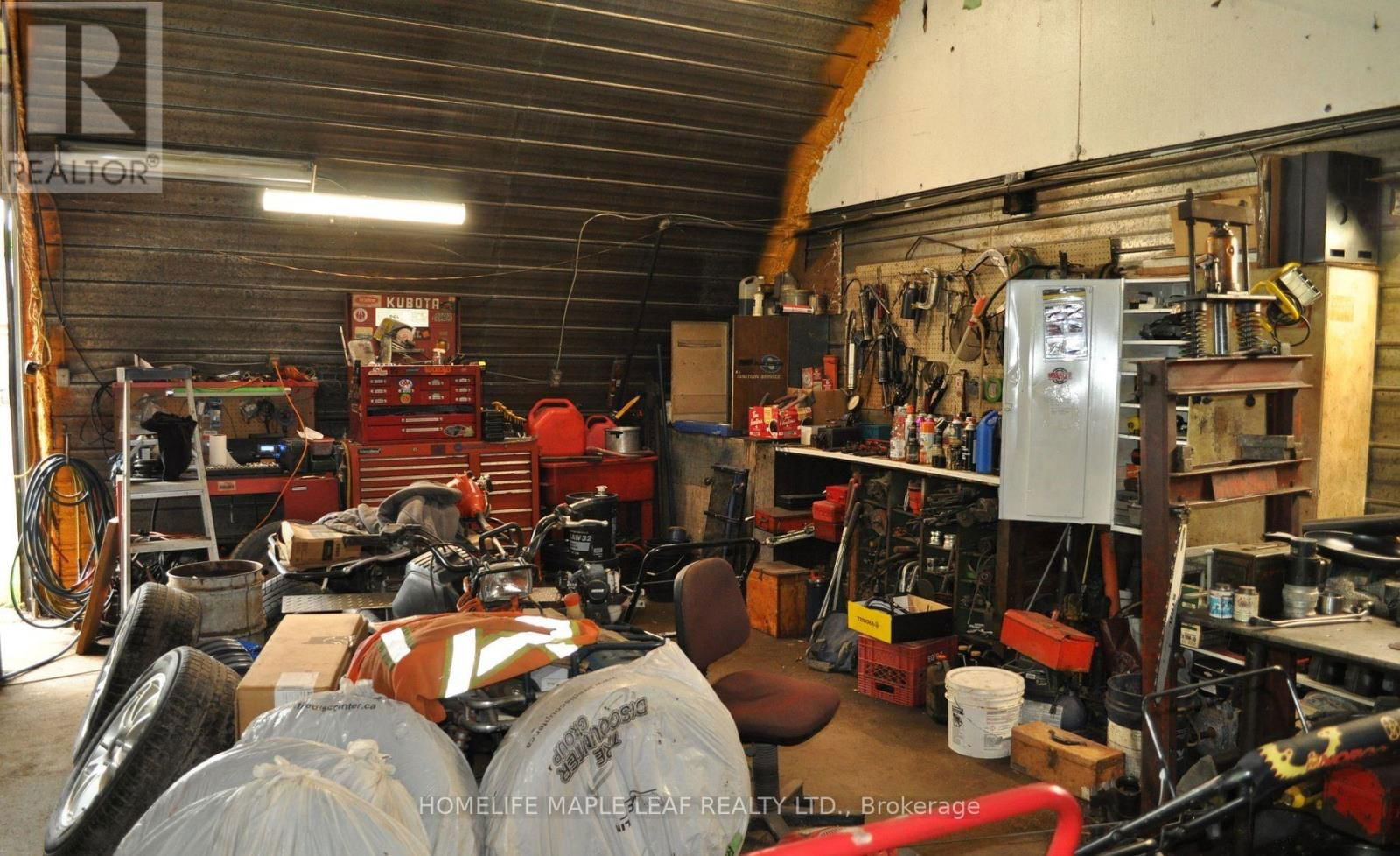 5919 KING ST (HWY 542) Image 19
