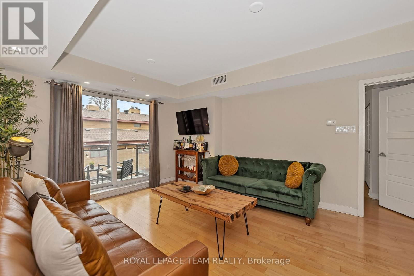 319 - 316 BRUYERE STREET Image 11