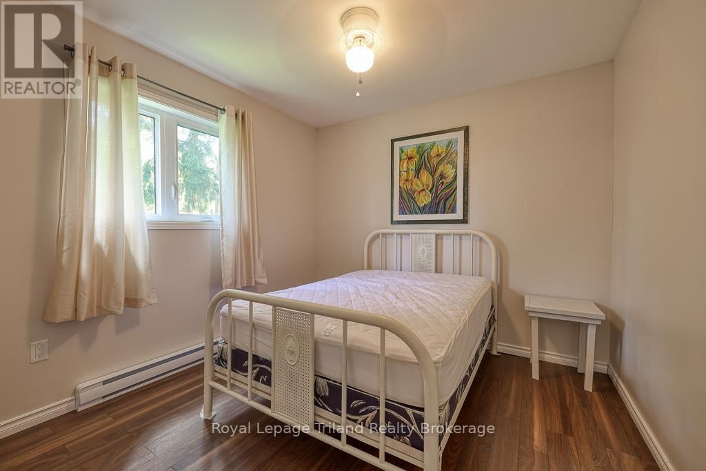 3435 COLIN STREET Image 17