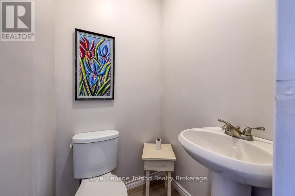 3435 COLIN STREET Image 22