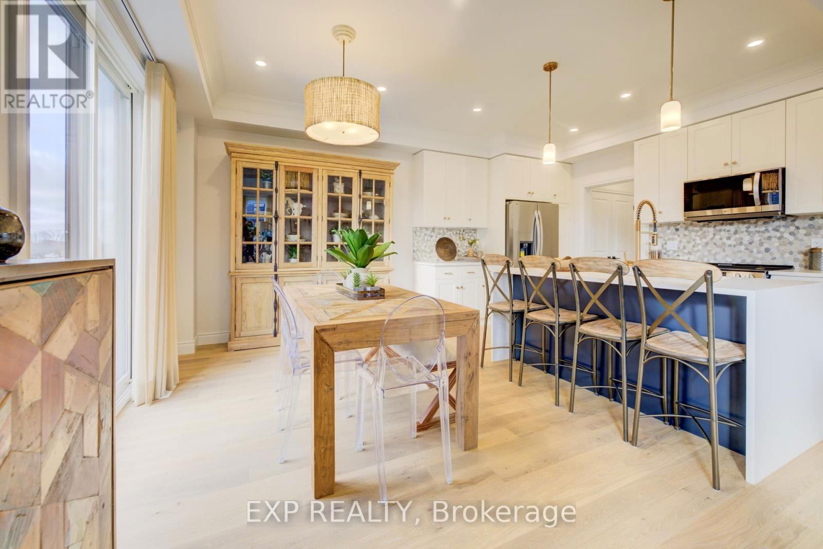 109 THACKERAY WAY Image 12