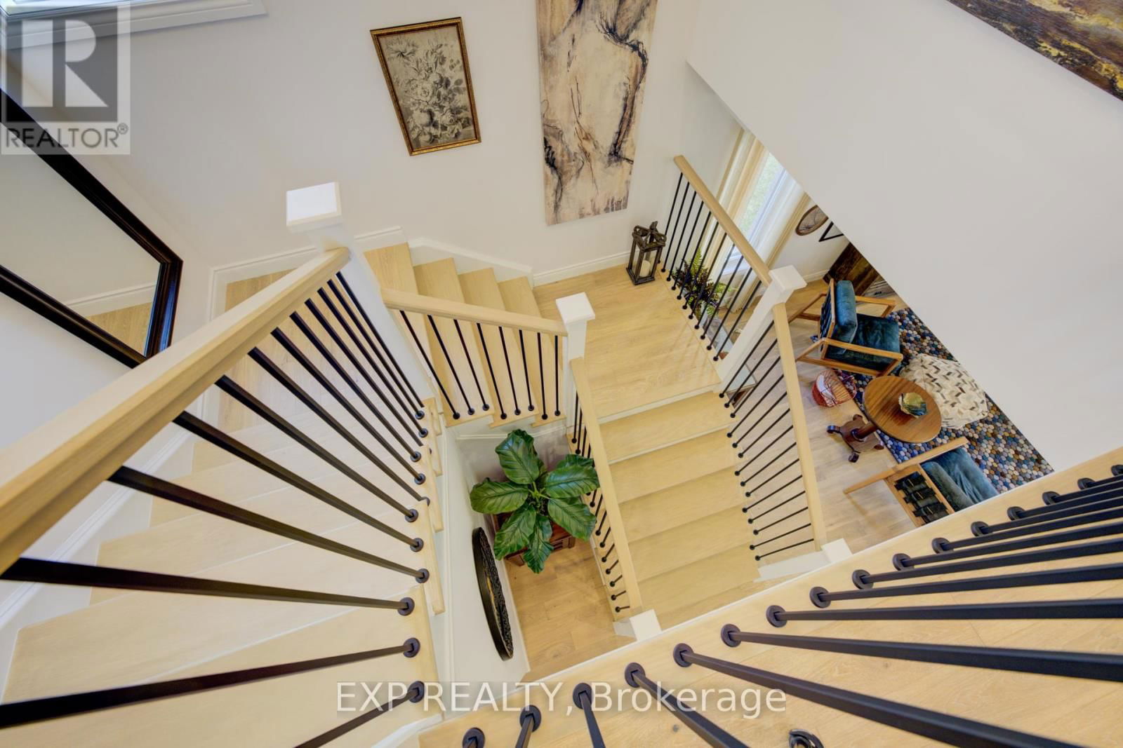 109 THACKERAY WAY Image 24