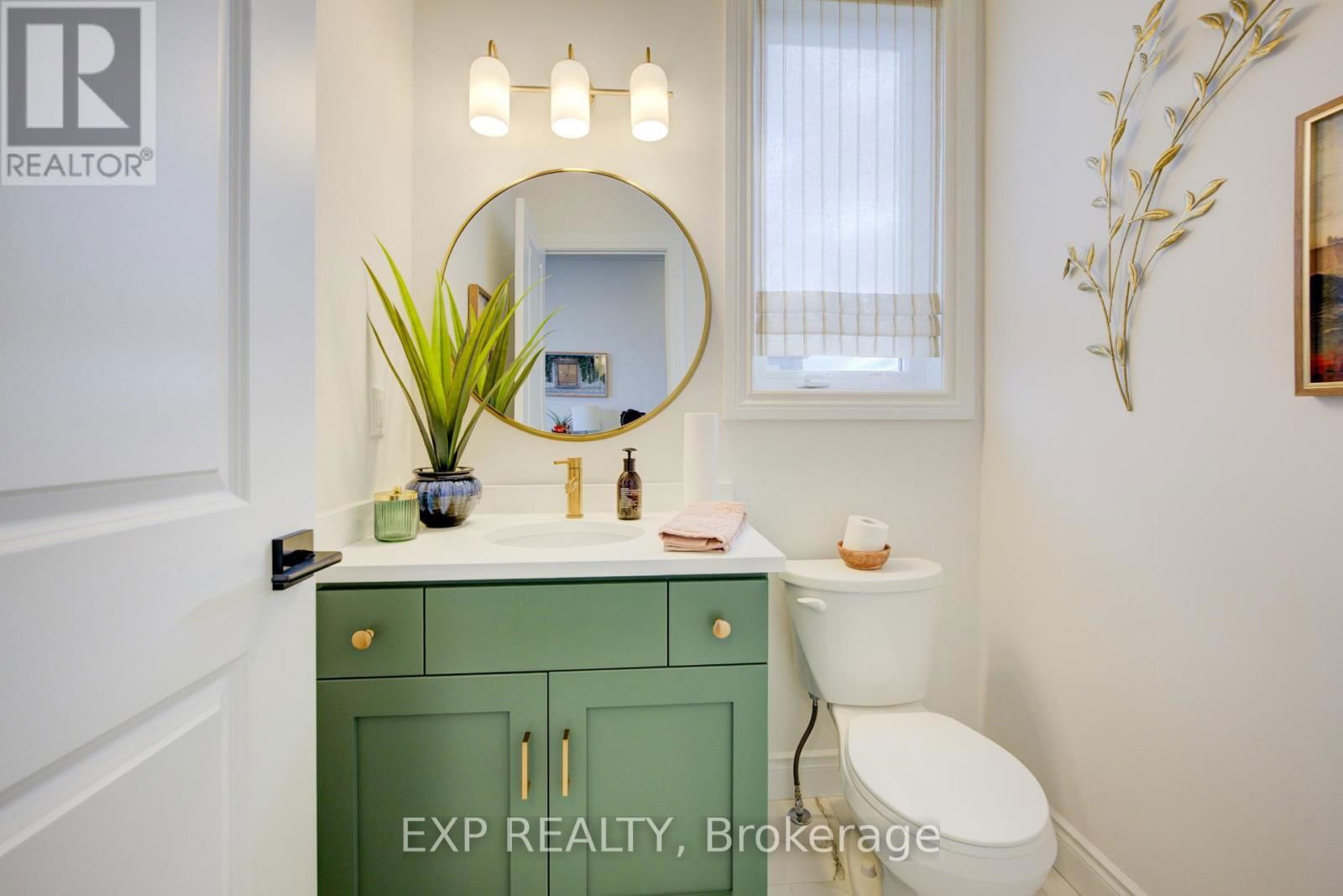 109 THACKERAY WAY Image 4