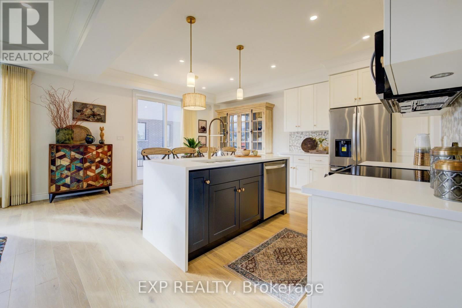 109 THACKERAY WAY Image 8