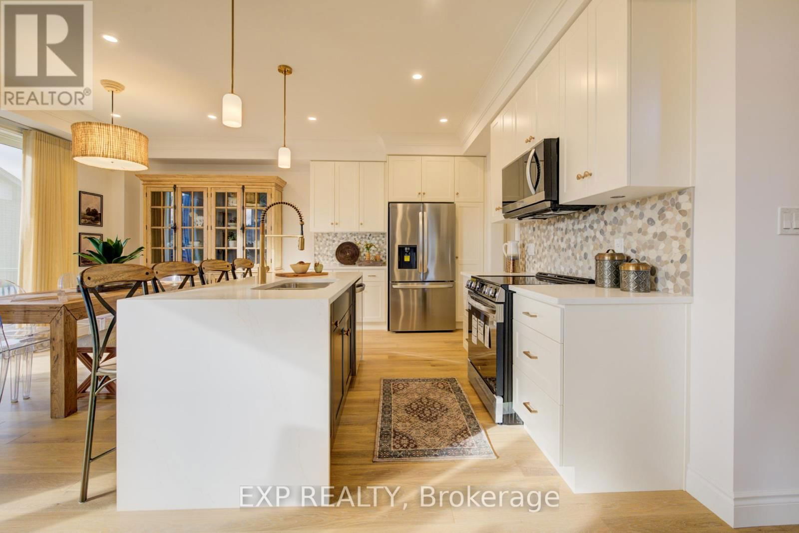 109 THACKERAY WAY Image 9