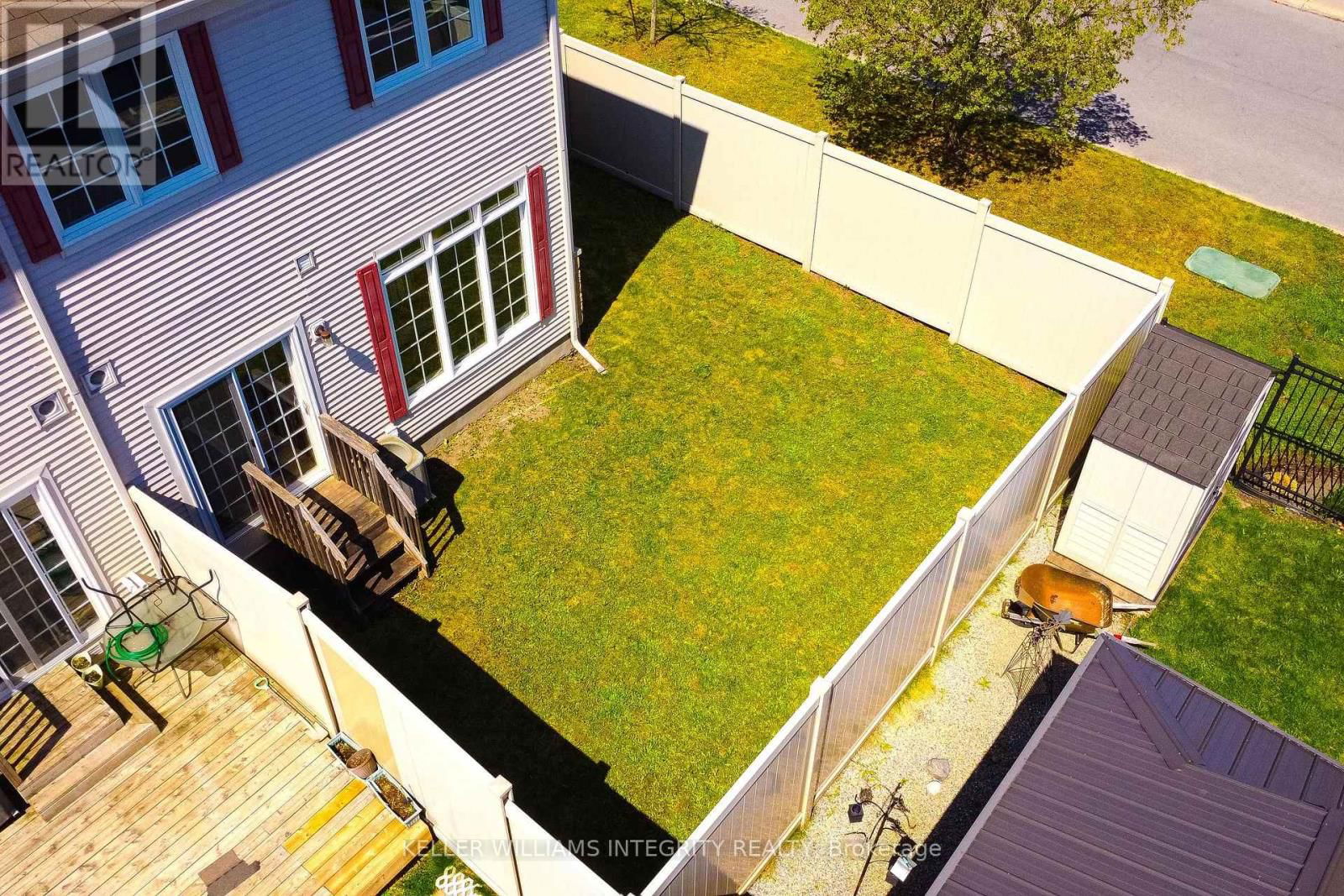 905 CALDERMILL PRIVATE Image 31