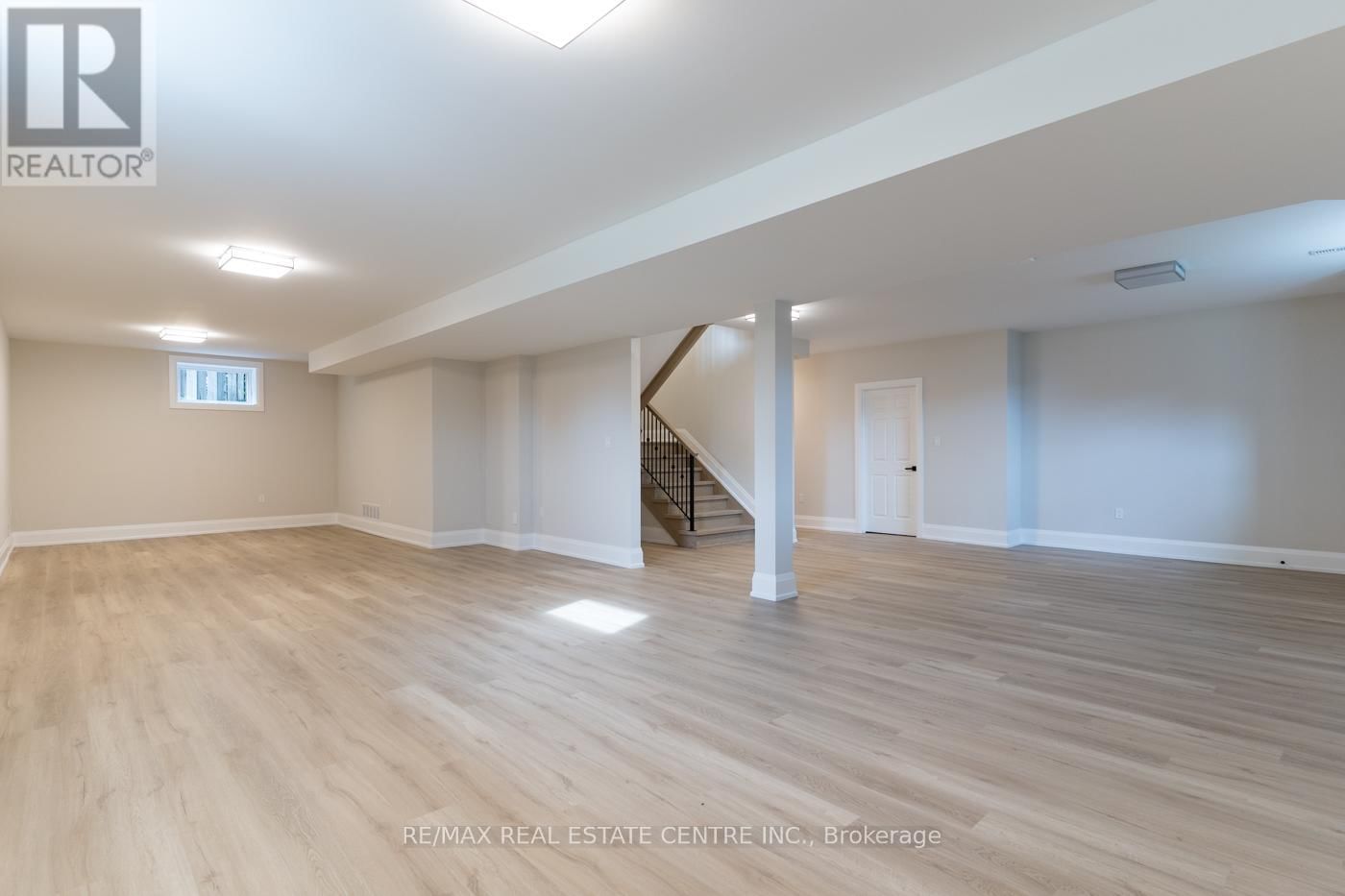 1 WEST AVENUE Image 35