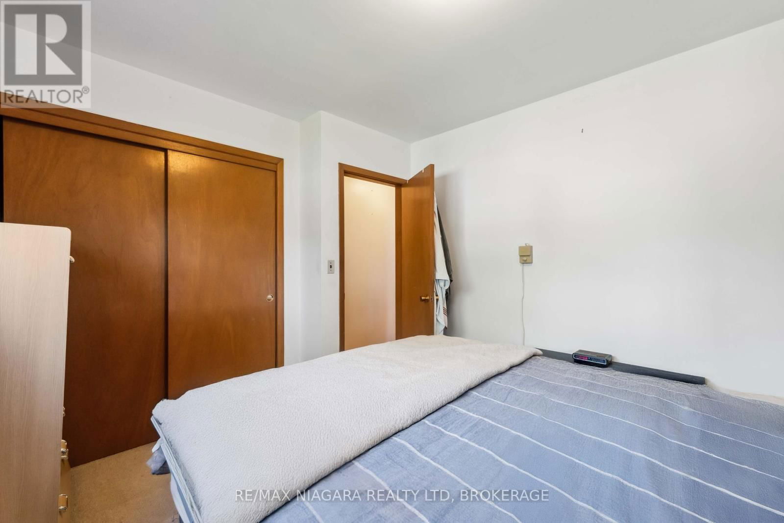 6579 CRAWFORD STREET Image 16