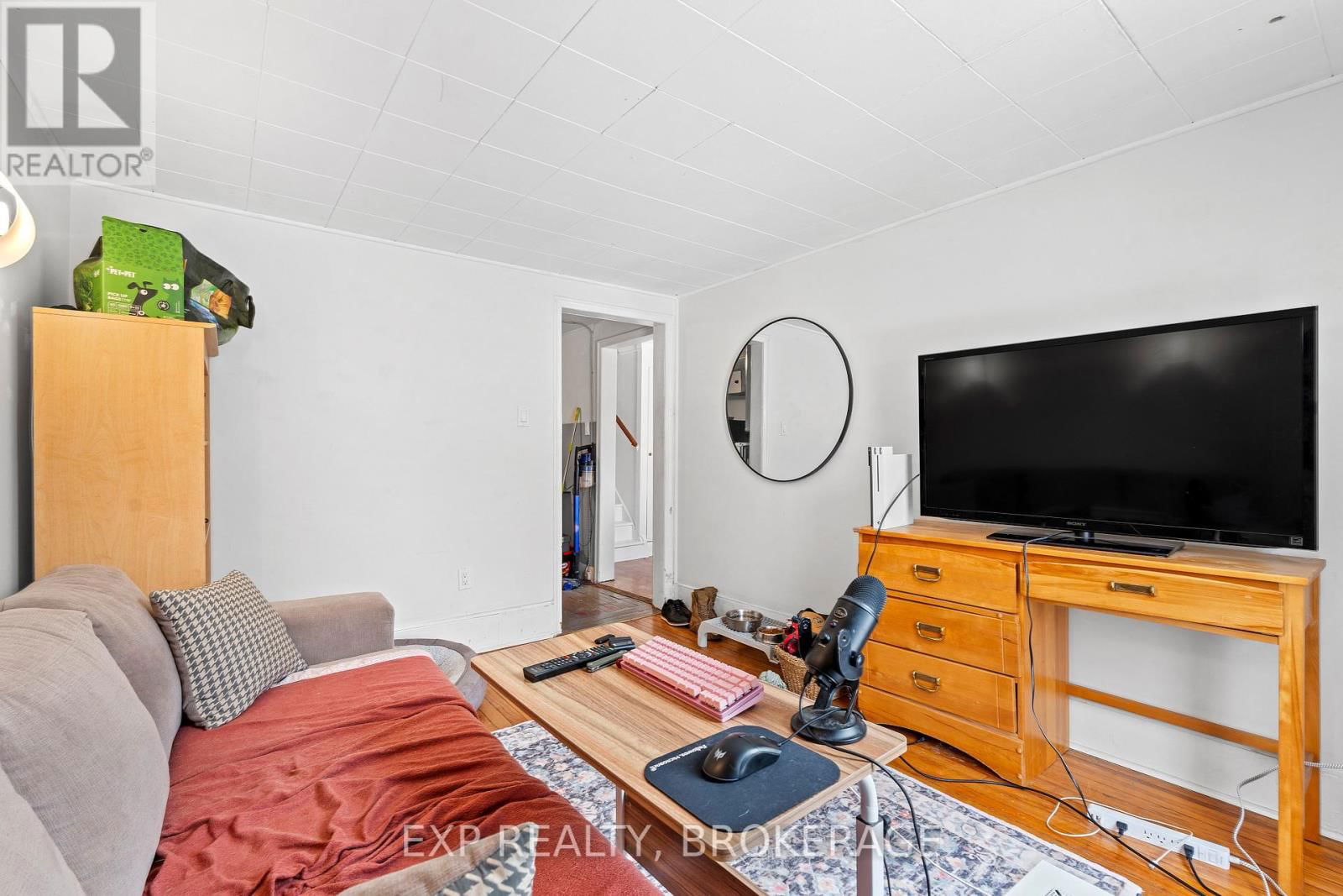 212 RIDEAU STREET Image 25