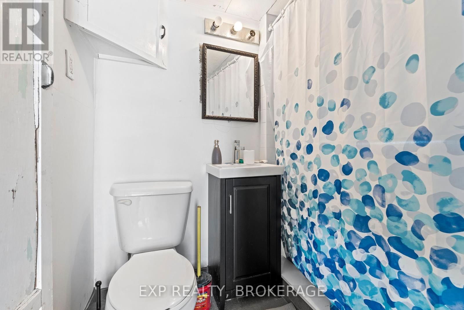 212 RIDEAU STREET Image 31