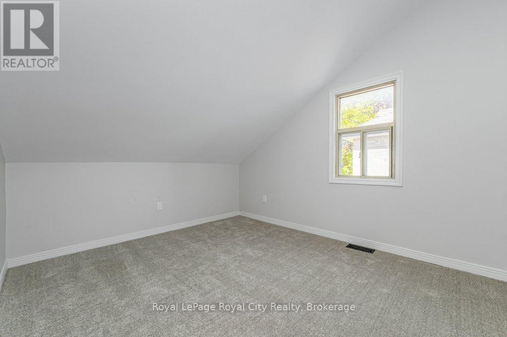 164 SUFFOLK STREET WEST Image 13