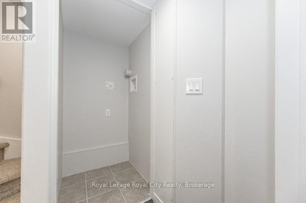 164 SUFFOLK STREET WEST Image 23