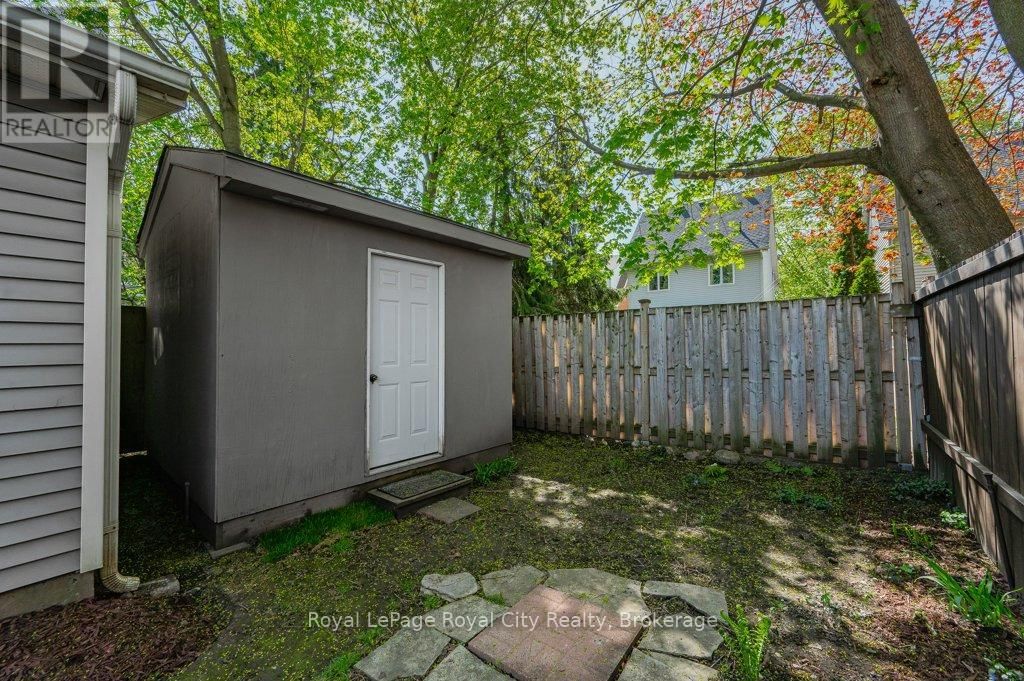 164 SUFFOLK STREET WEST Image 31