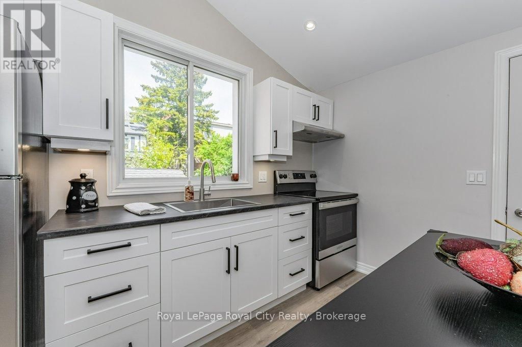 164 SUFFOLK STREET WEST Image 9