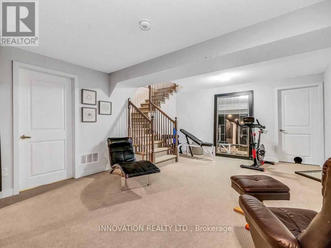 565 BOBOLINK RIDGE Image 31