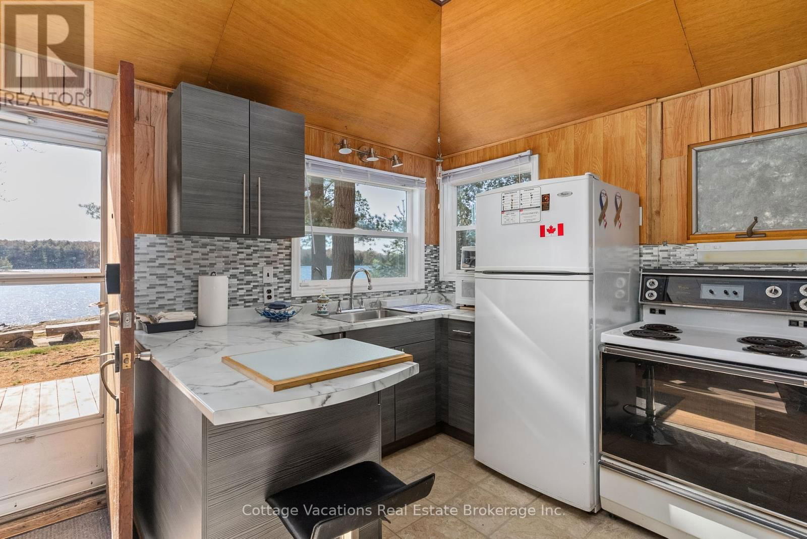 936 EAST BEAR LAKE ROAD Image 18