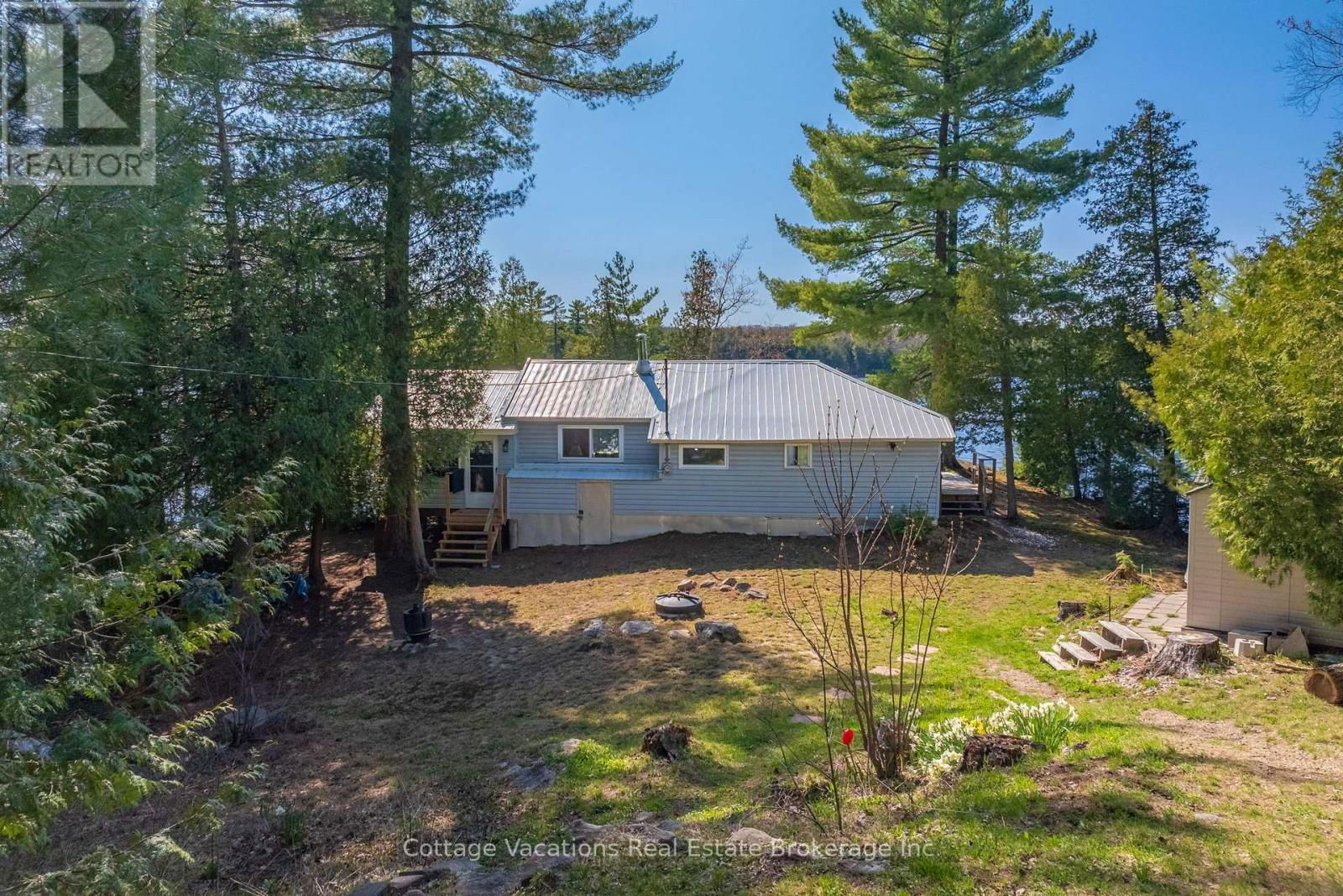 936 EAST BEAR LAKE ROAD Image 40