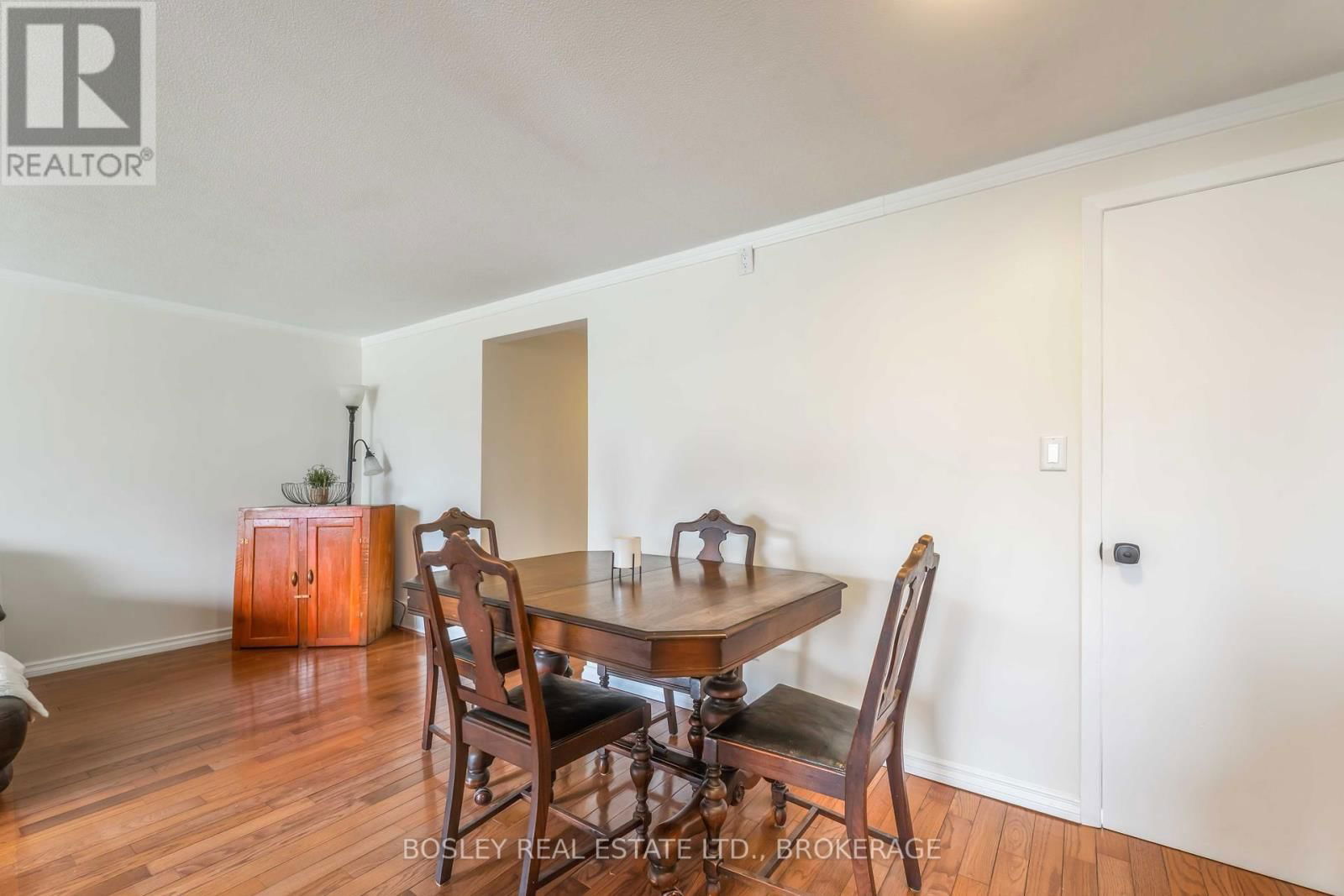 15 WESTLAKE LANE Image 7