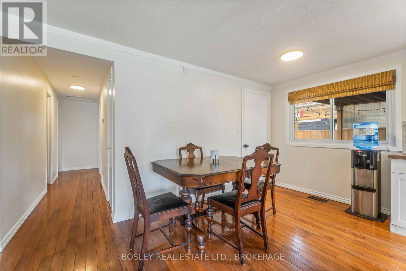 15 WESTLAKE LANE Image 8