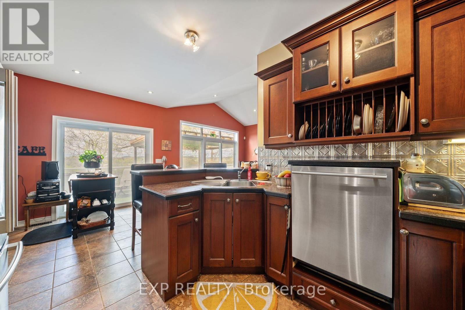 127 RIVER DRIVE Image 19