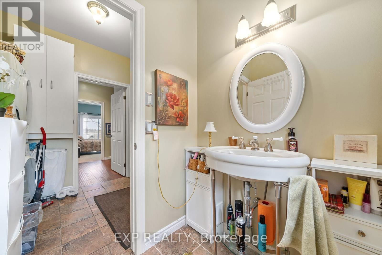 127 RIVER DRIVE Image 31