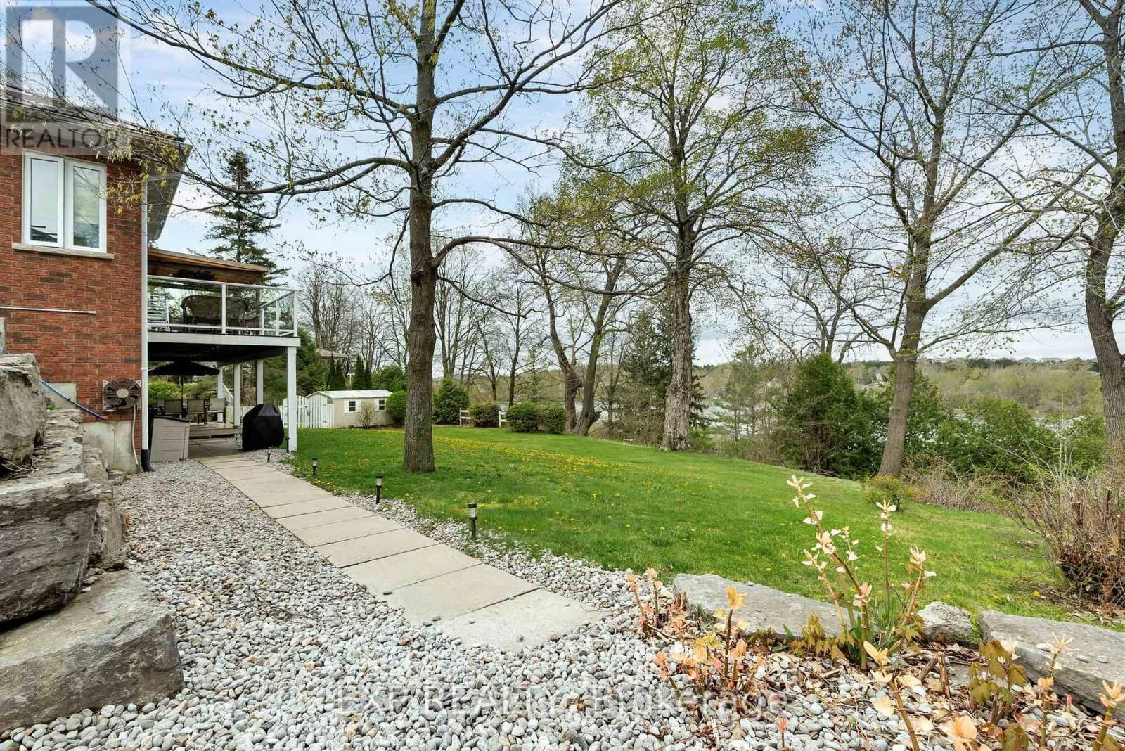 127 RIVER DRIVE Image 6
