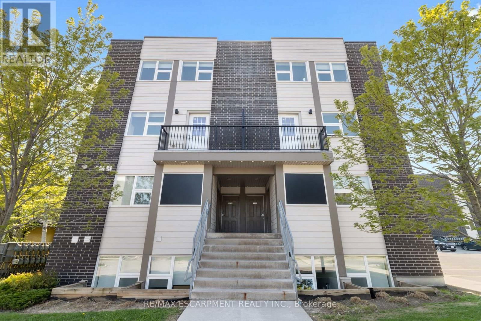 223 - 338 ALBERT STREET Image 2