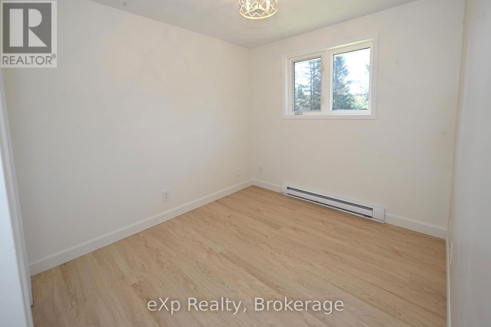 22 DUPRAS STREET Image 10