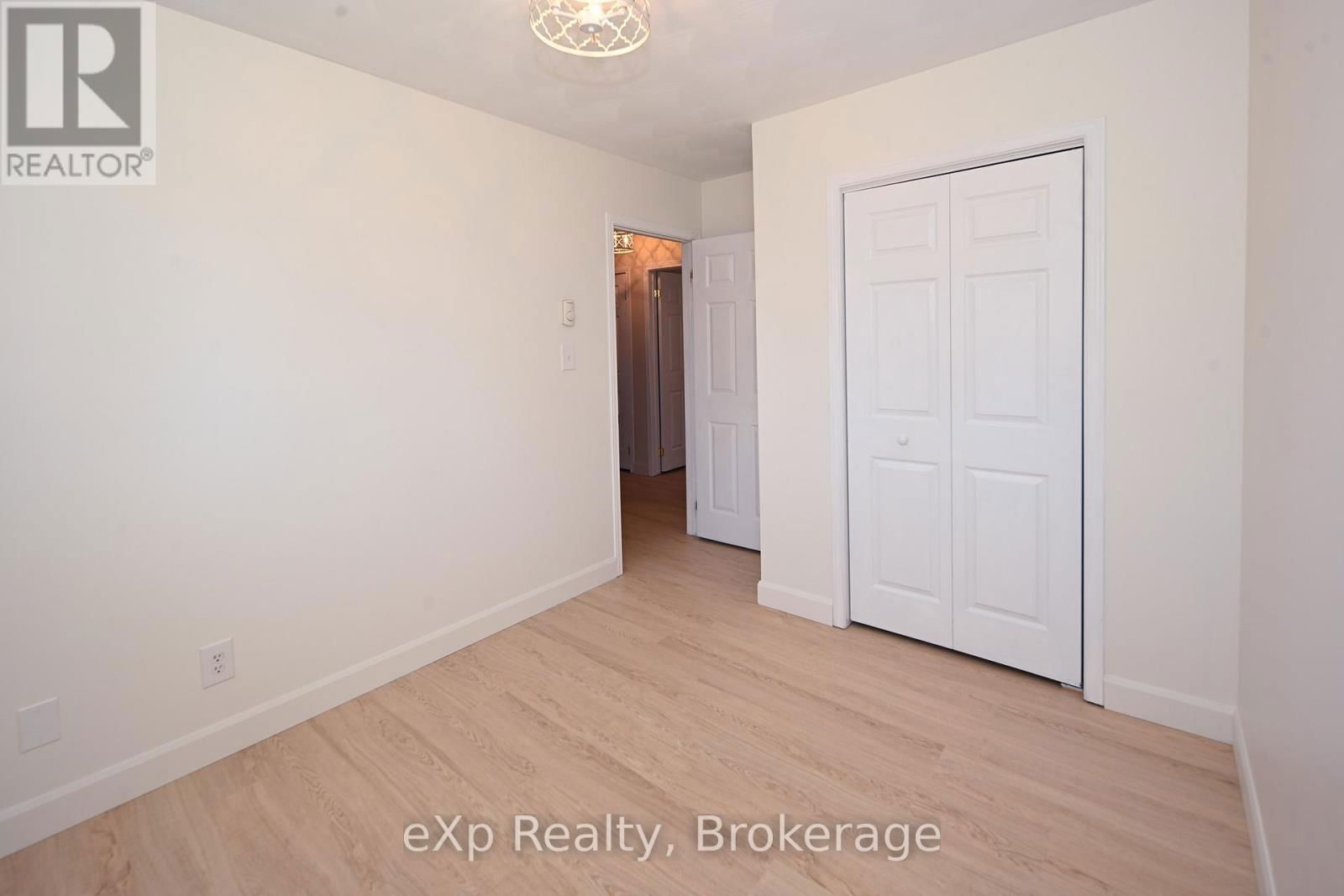 22 DUPRAS STREET Image 11