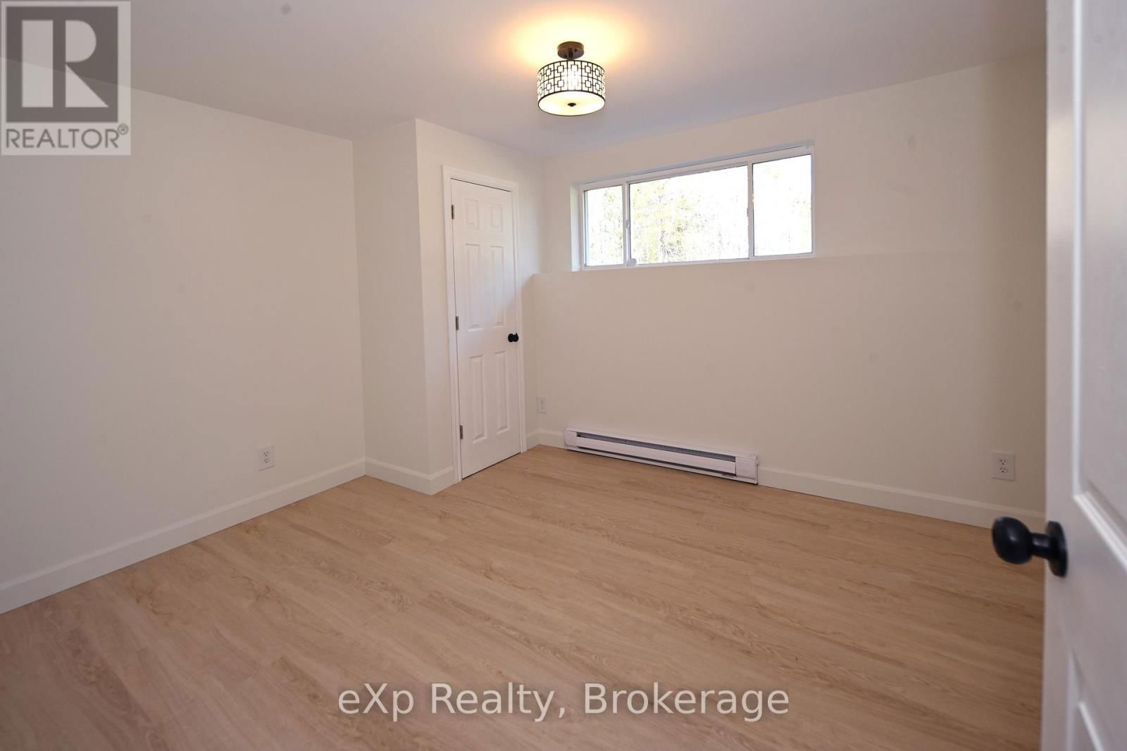 22 DUPRAS STREET Image 19