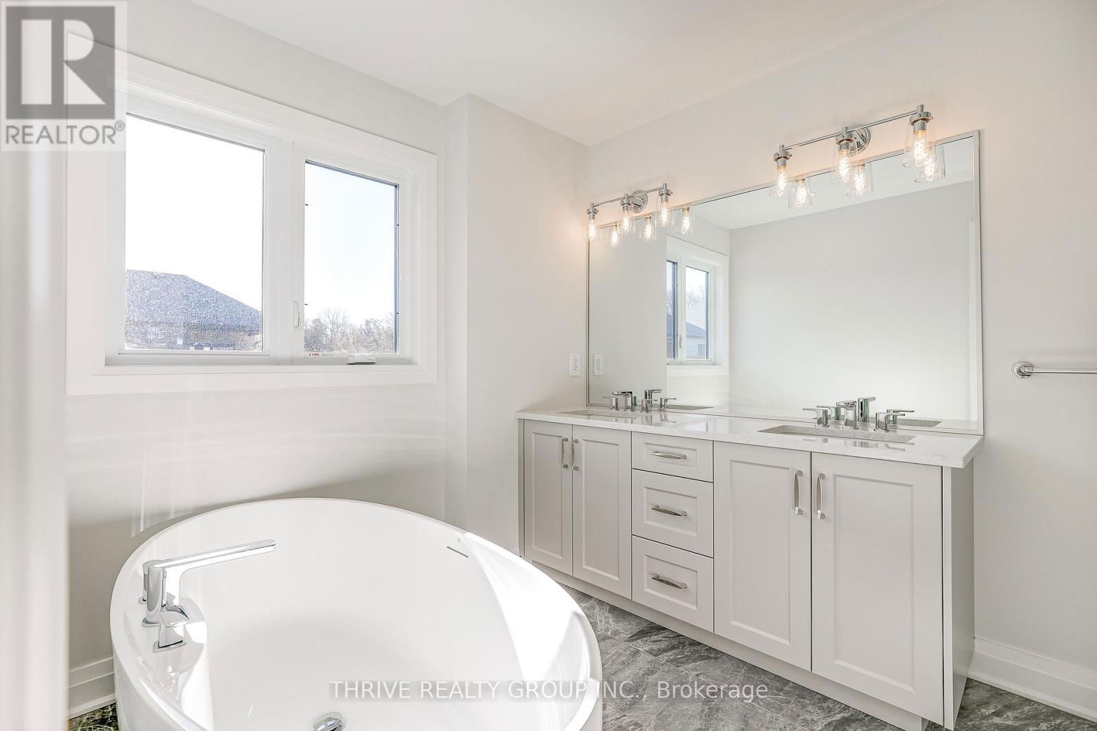 16 - 2261 LINKWAY BOULEVARD Image 22