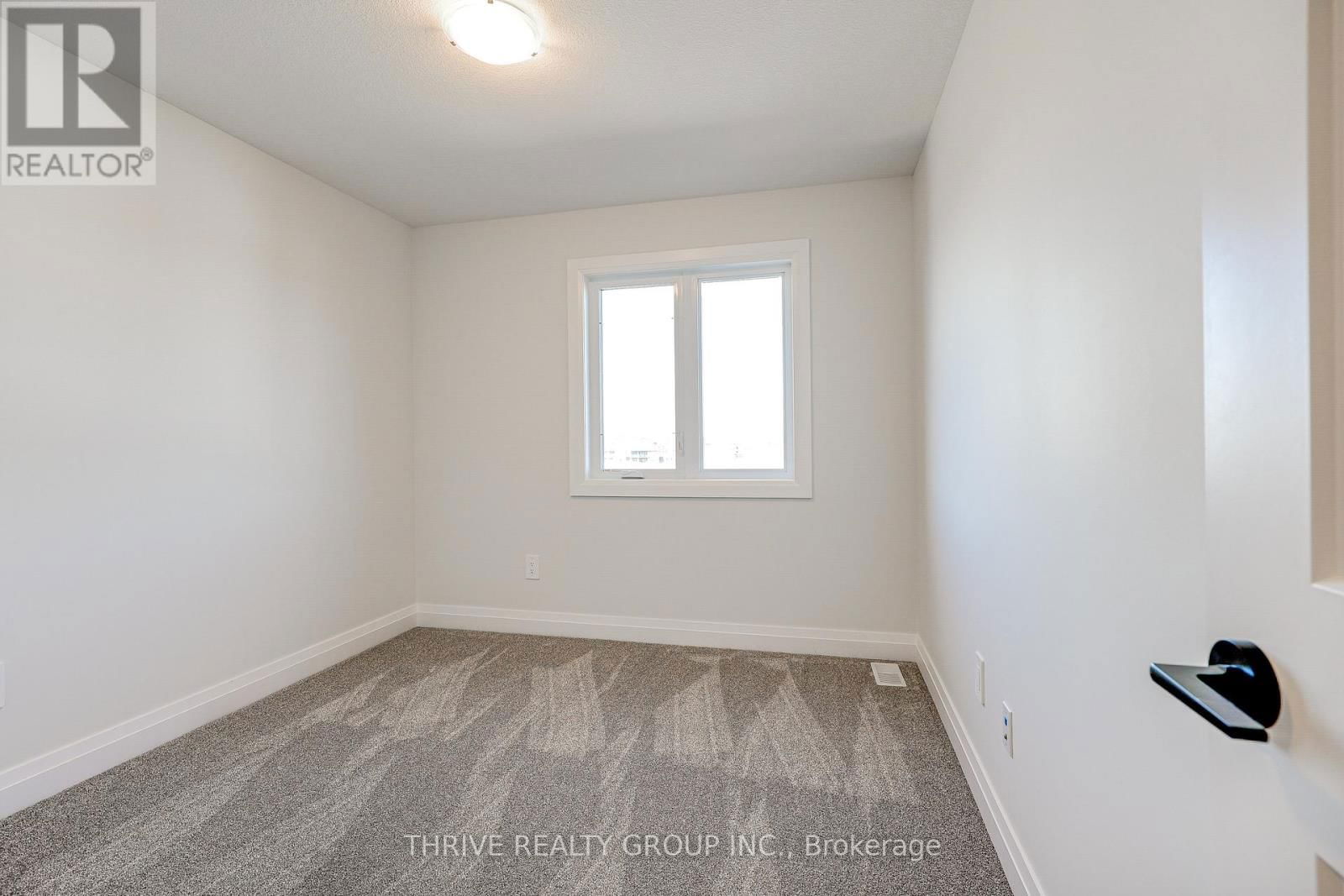 16 - 2261 LINKWAY BOULEVARD Image 30