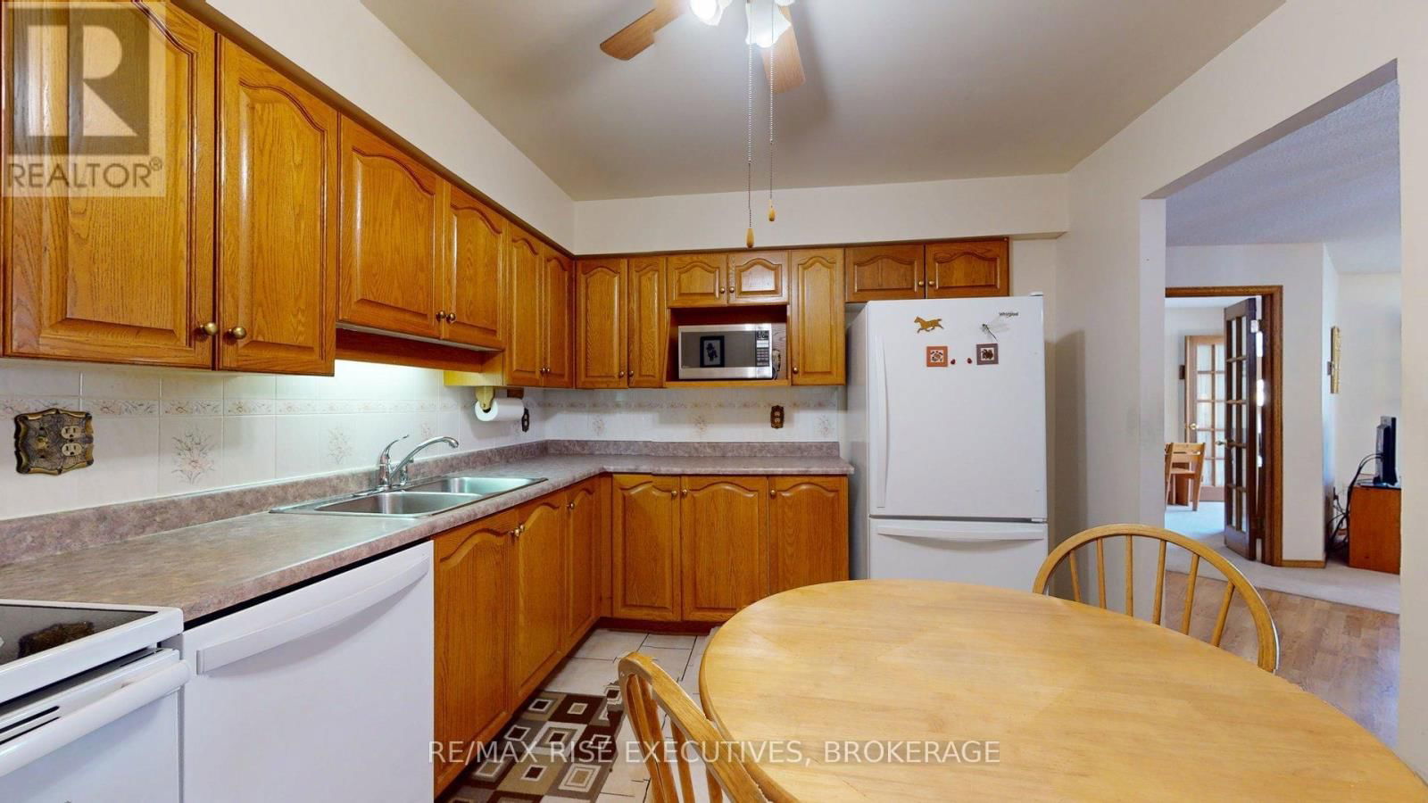 410 - 675 DAVIS DRIVE Image 6