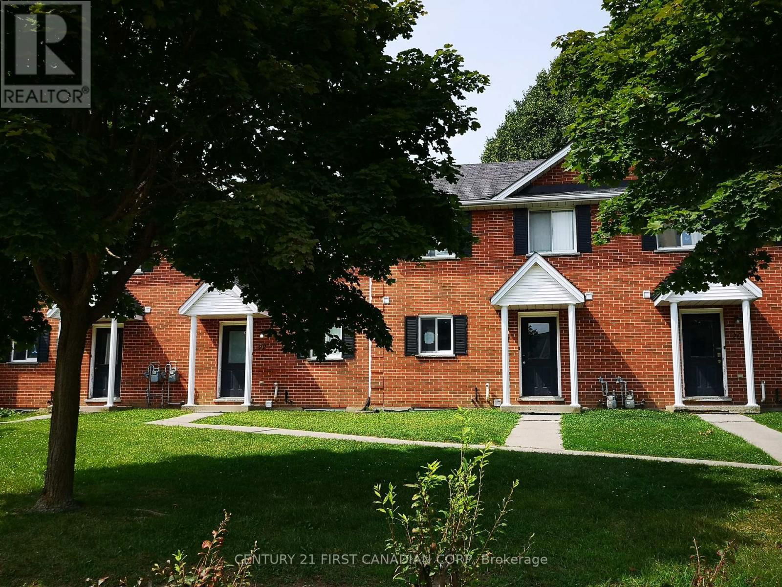 21 - 190 FLEMING DRIVE Image 1