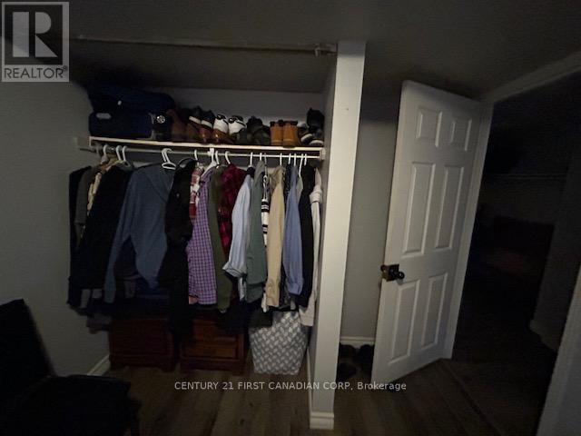 21 - 190 FLEMING DRIVE Image 16
