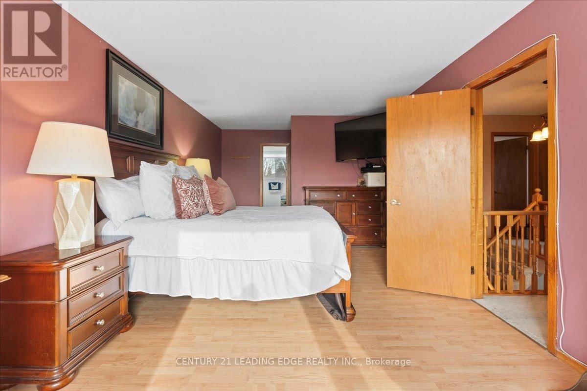 17 MORRIS DRIVE Image 11