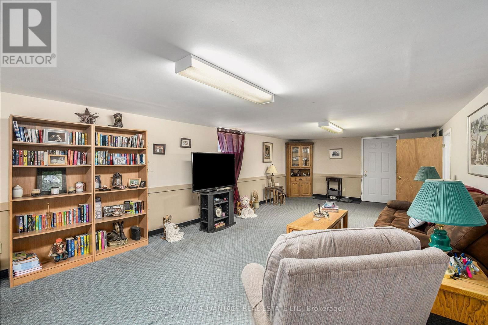 37 WILLIAM STREET EAST Image 18